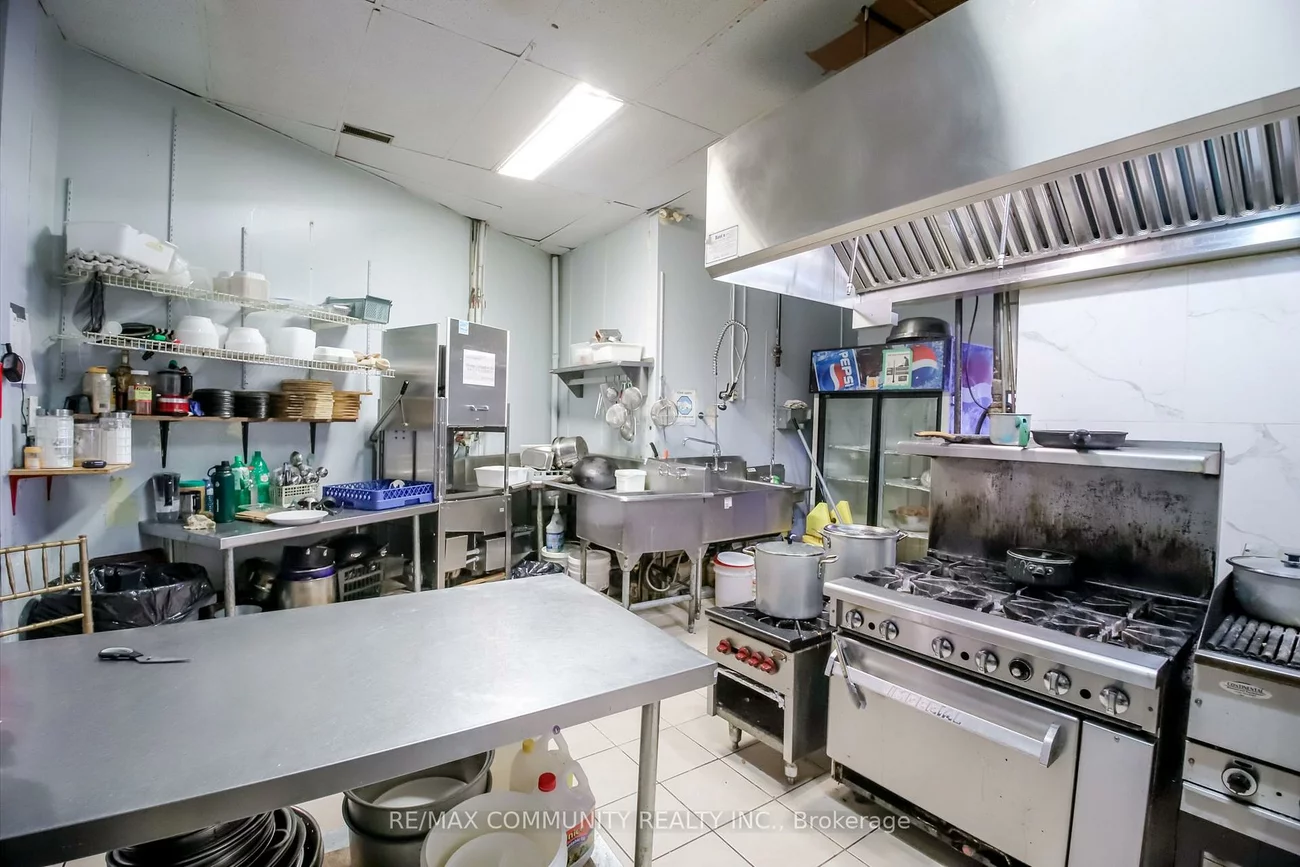 833, Westlock, Erindale, Mississauga