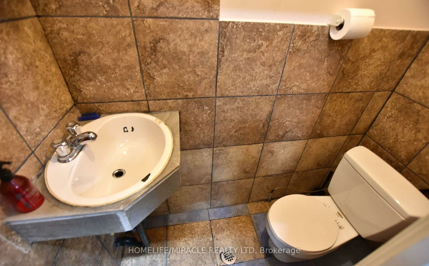 5775, Atlantic, Northeast, Mississauga