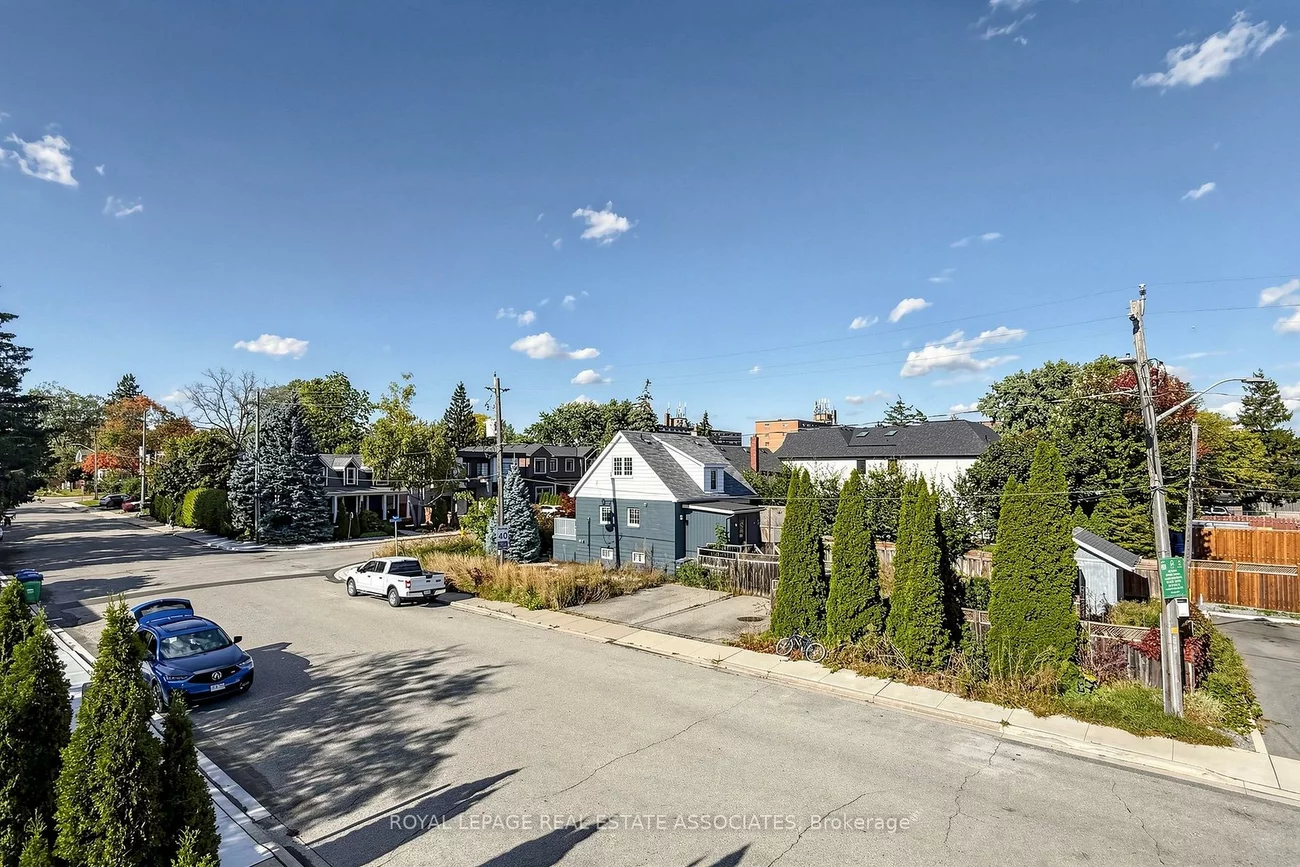 298, Lakeshore, Port Credit, Mississauga