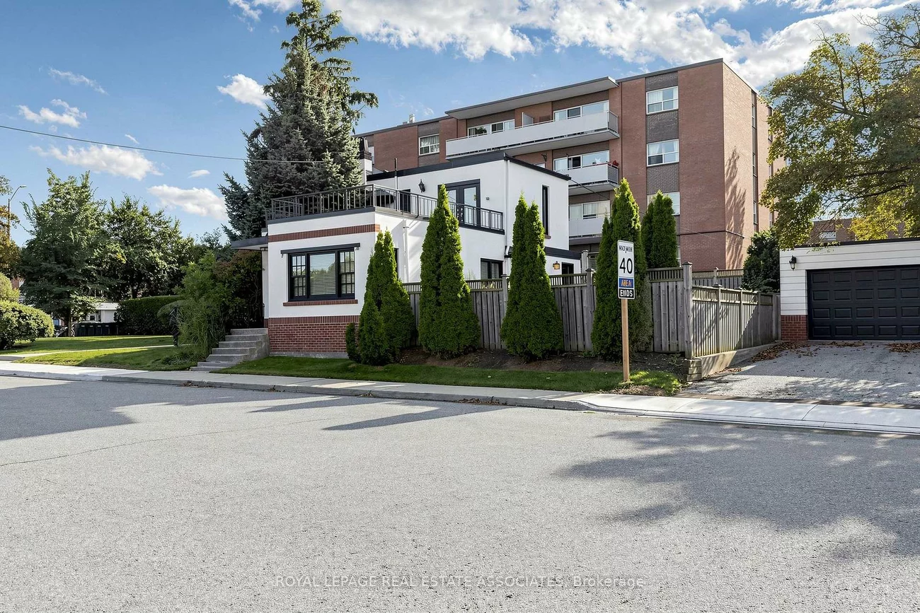 298, Lakeshore, Port Credit, Mississauga