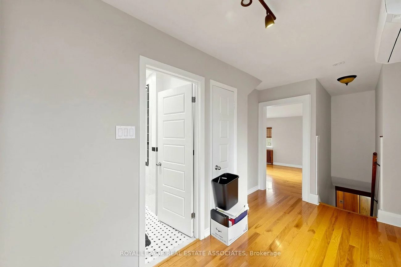 298, Lakeshore, Port Credit, Mississauga