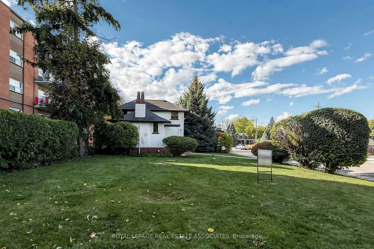 298, Lakeshore, Port Credit, Mississauga