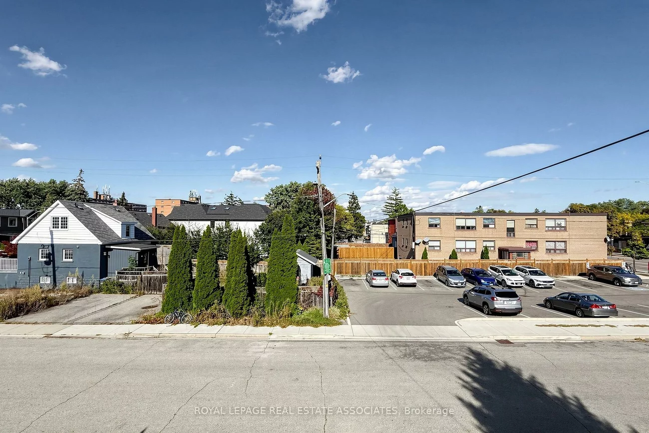 298, Lakeshore, Port Credit, Mississauga
