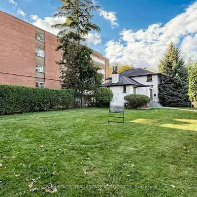 298, Lakeshore, Port Credit, Mississauga