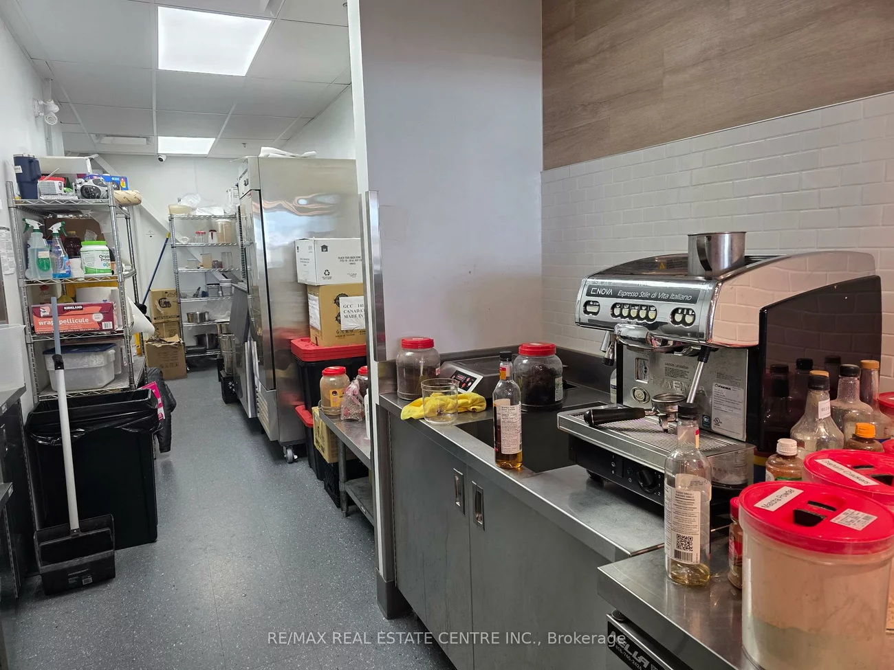 3145, Dundas, Western Business Park, Mississauga