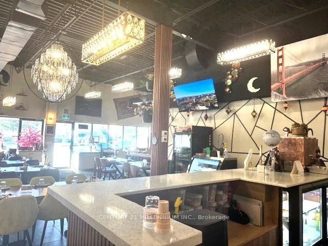 900, Rathburn, Creditview, Mississauga