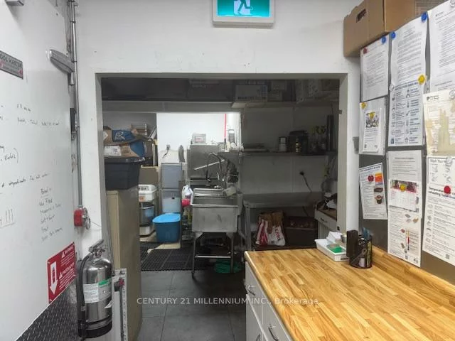900, Rathburn, Creditview, Mississauga