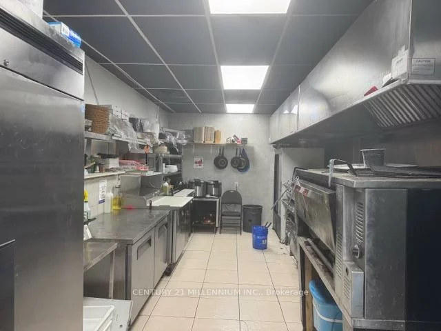 900, Rathburn, Creditview, Mississauga