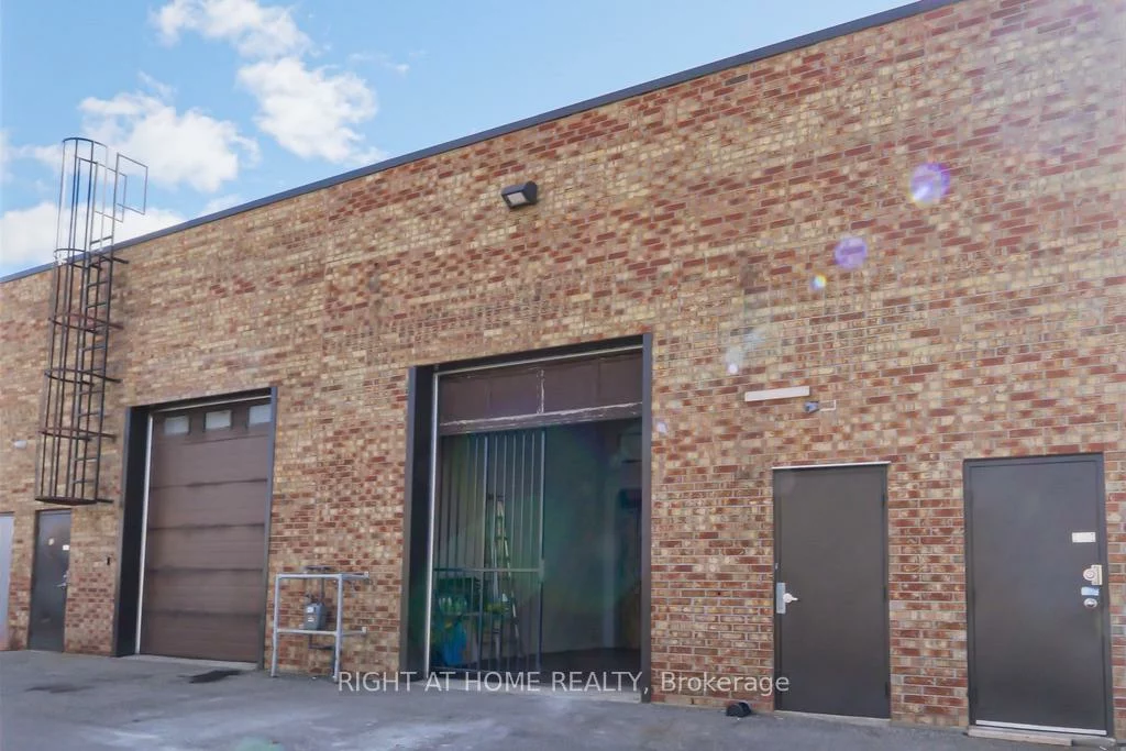 6730, Davand, Northeast, Mississauga