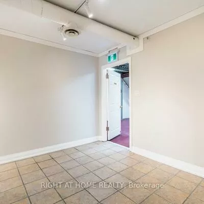 6730, Davand, Northeast, Mississauga