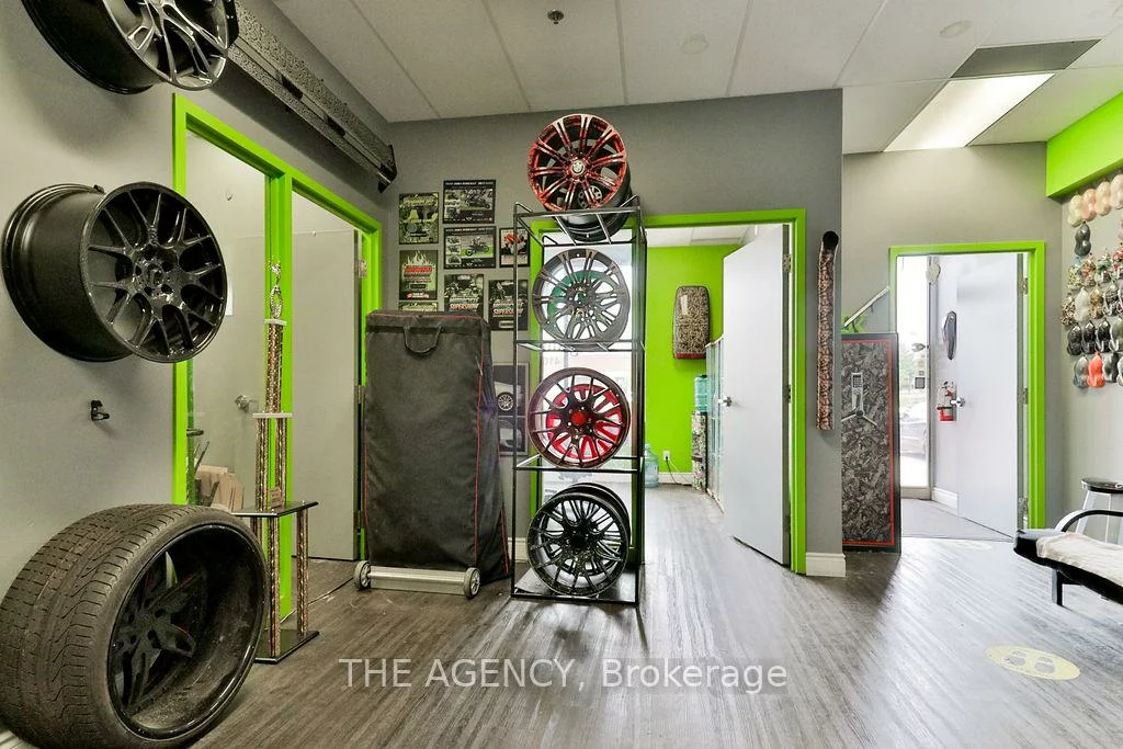 3176, Ridgeway, Western Business Park, Mississauga