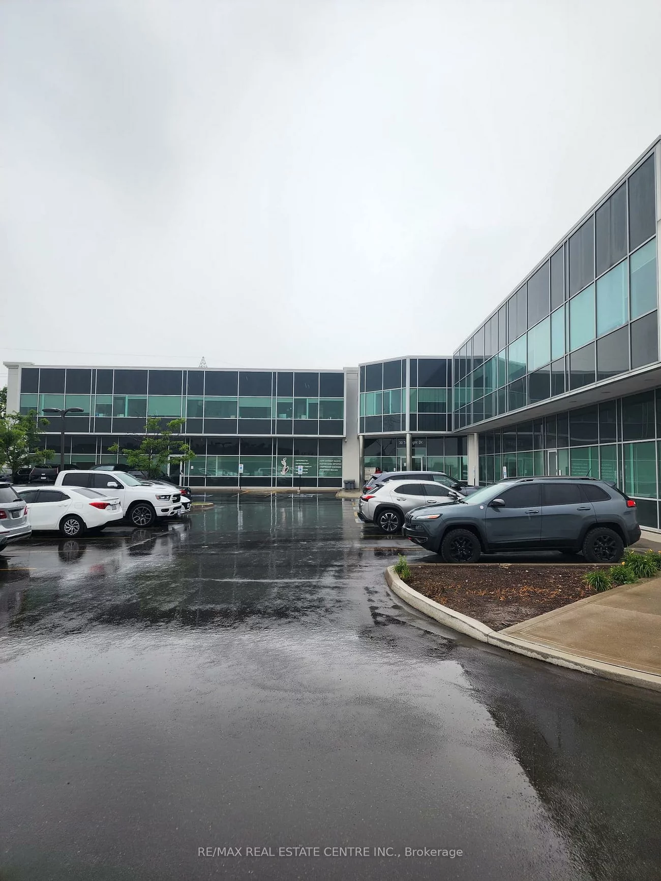 30, Topflight, Gateway, Mississauga