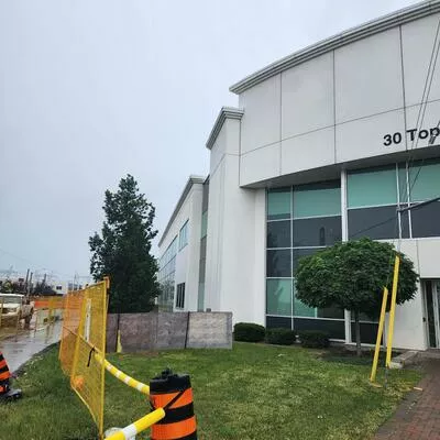 30, Topflight, Gateway, Mississauga