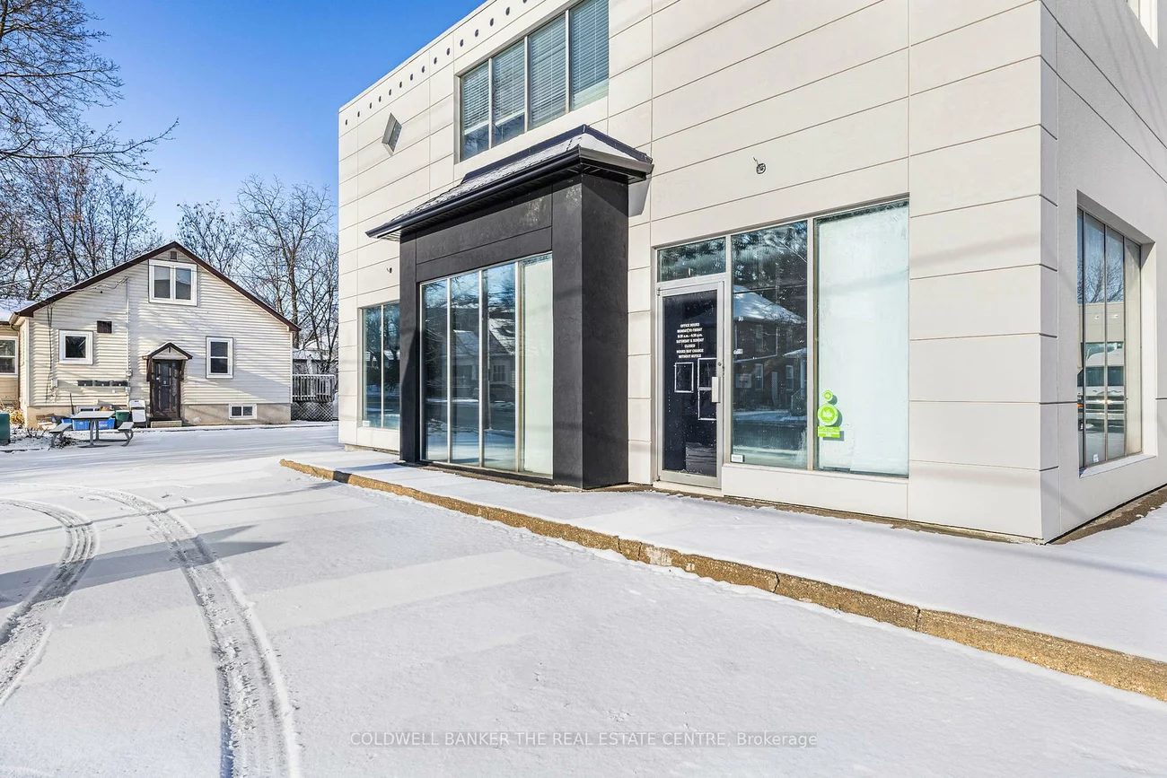 361, Eagle, Central Newmarket, Newmarket