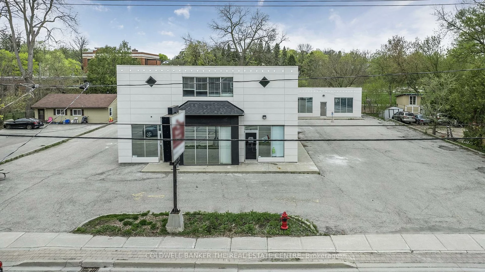 361, Eagle, Central Newmarket, Newmarket