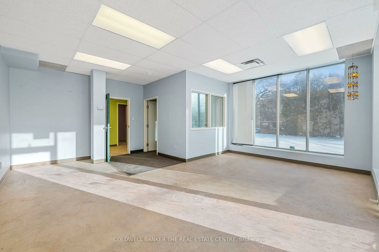 361, Eagle, Central Newmarket, Newmarket