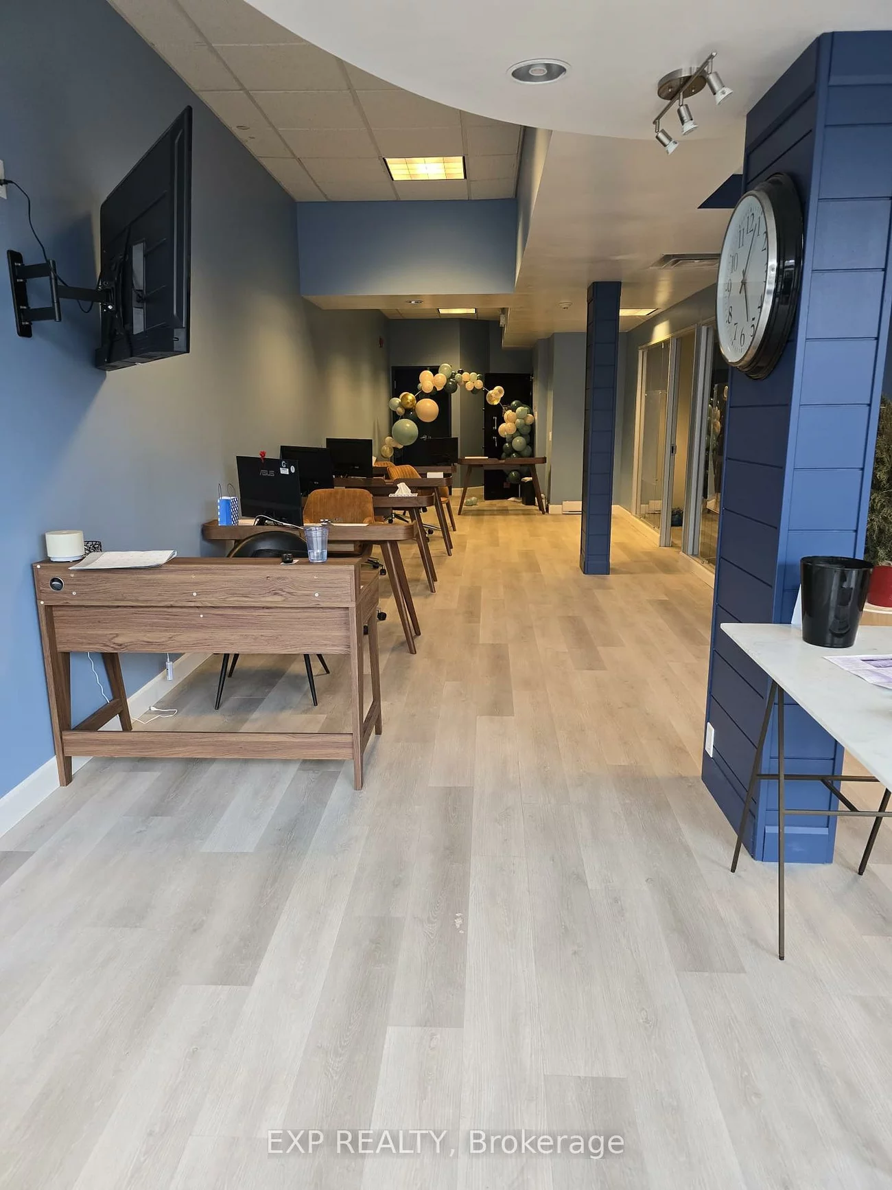 258, Main, Central Newmarket, Newmarket