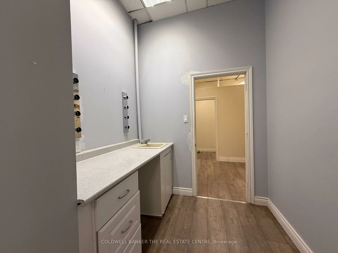 207, Main, Central Newmarket, Newmarket