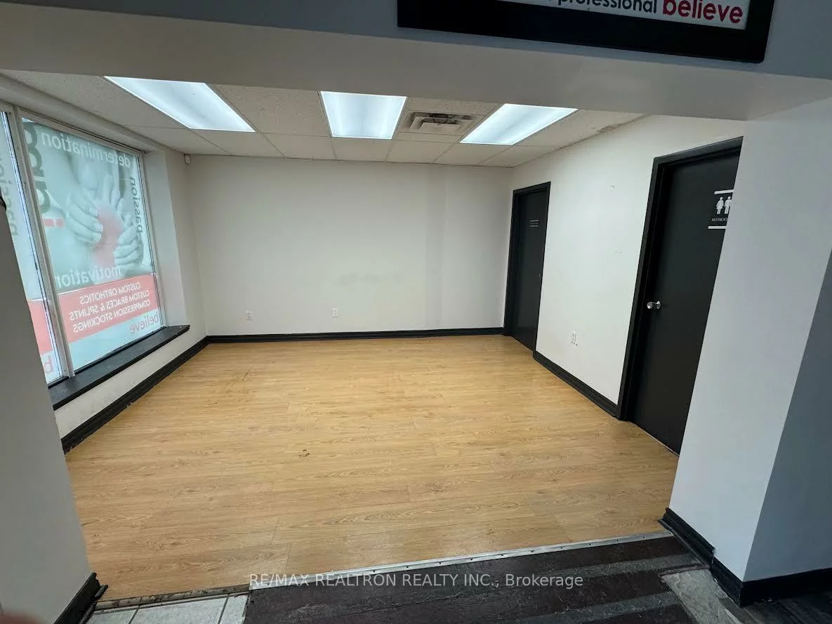 249, Eagle, Central Newmarket, Newmarket