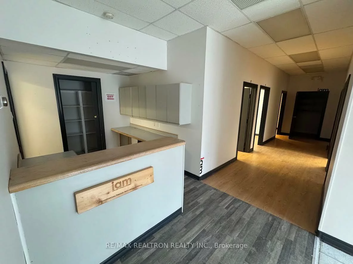 249, Eagle, Central Newmarket, Newmarket