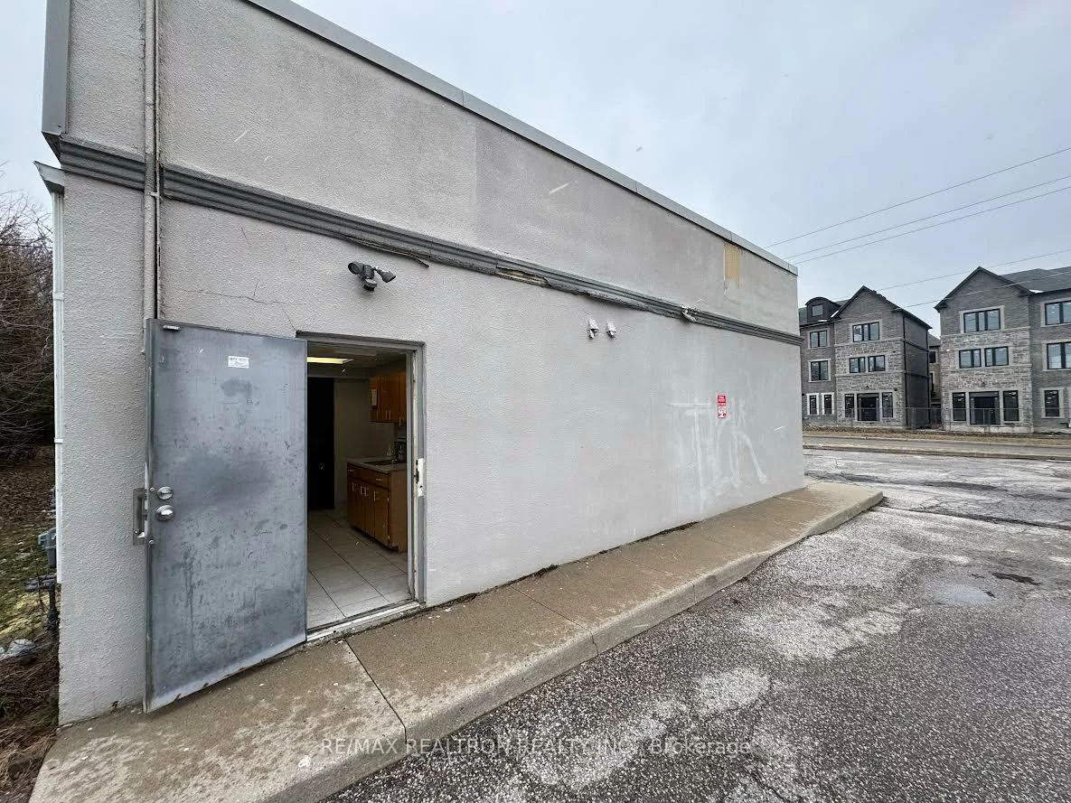 249, Eagle, Central Newmarket, Newmarket