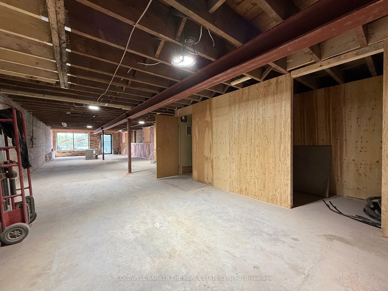 197B, Main, Central Newmarket, Newmarket