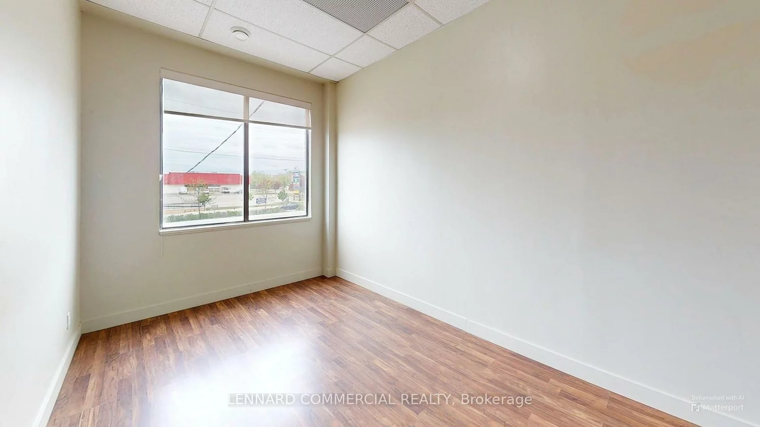 77, Davis, Central Newmarket, Newmarket