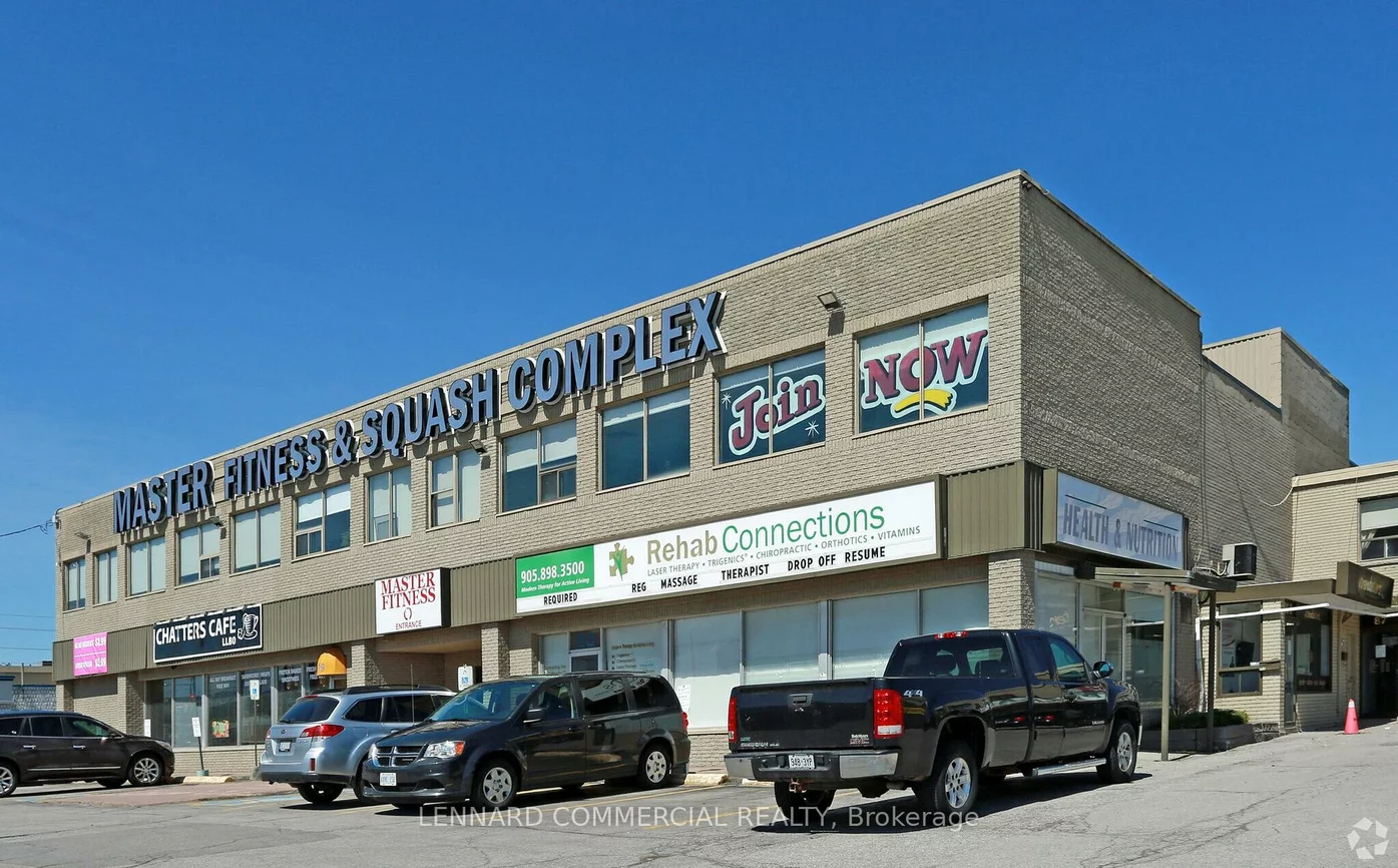 77, Davis, Central Newmarket, Newmarket