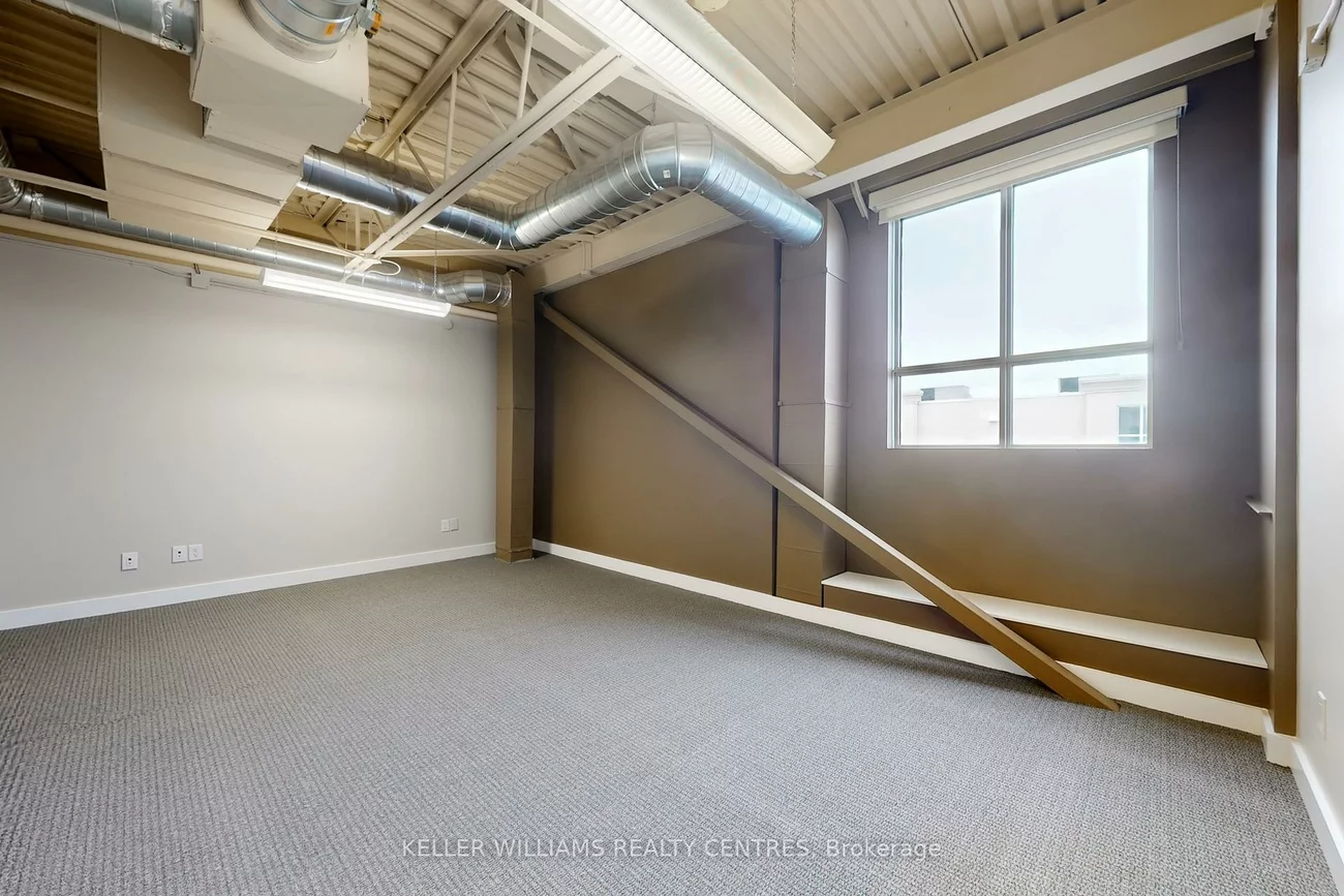 16945, Leslie, Newmarket Industrial Park, Newmarket