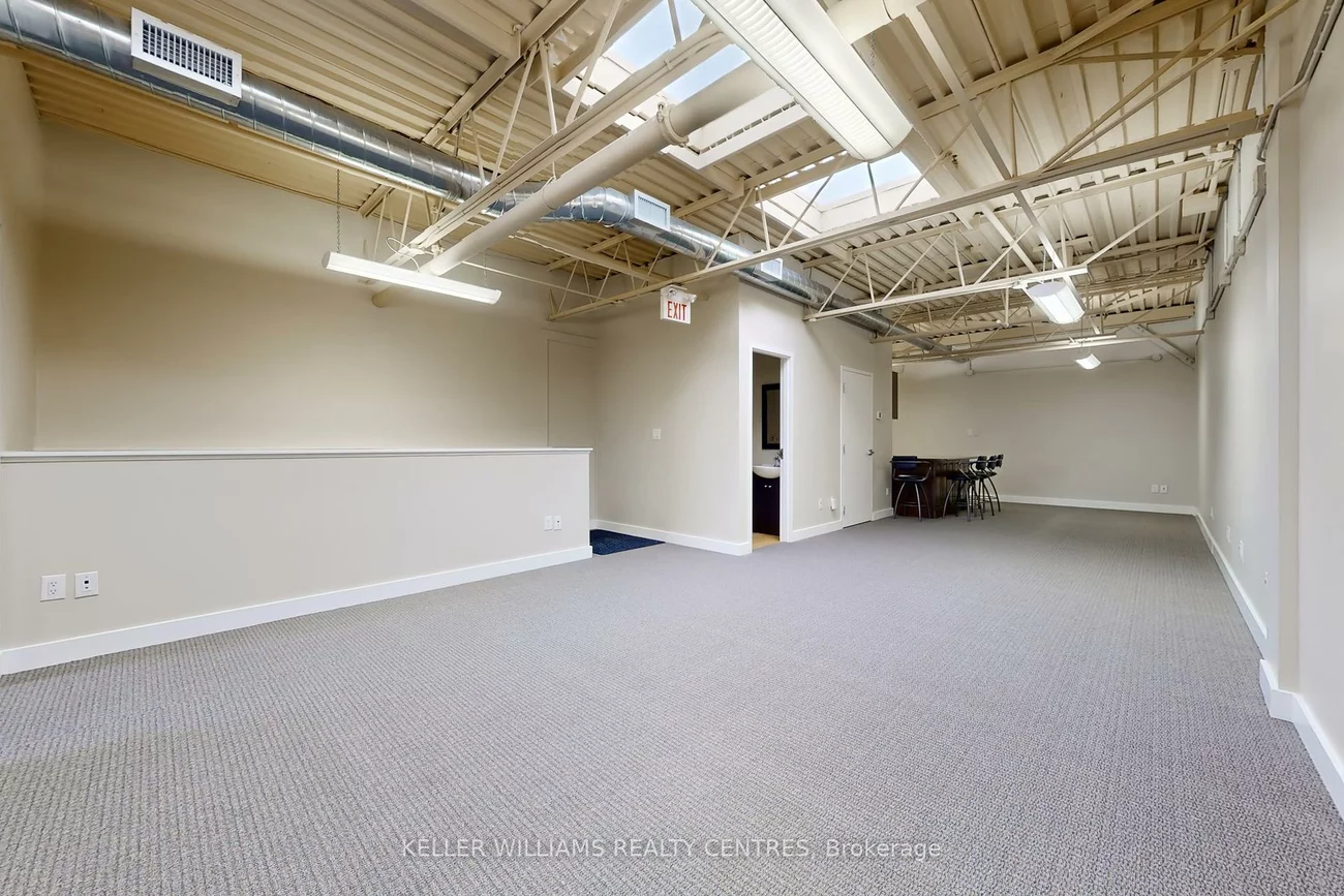 16945, Leslie, Newmarket Industrial Park, Newmarket