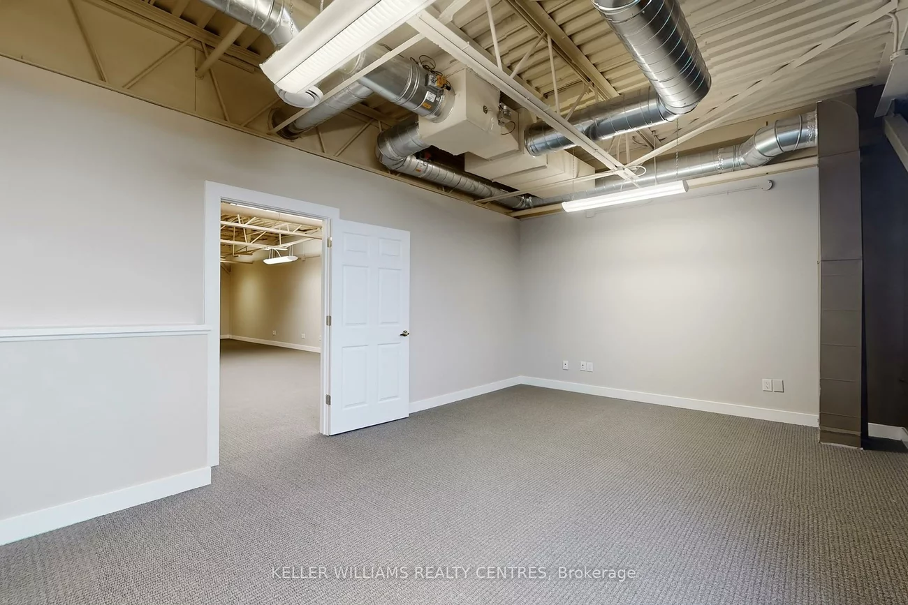 16945, Leslie, Newmarket Industrial Park, Newmarket