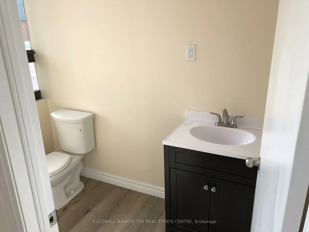 17075, Leslie, Newmarket Industrial Park, Newmarket