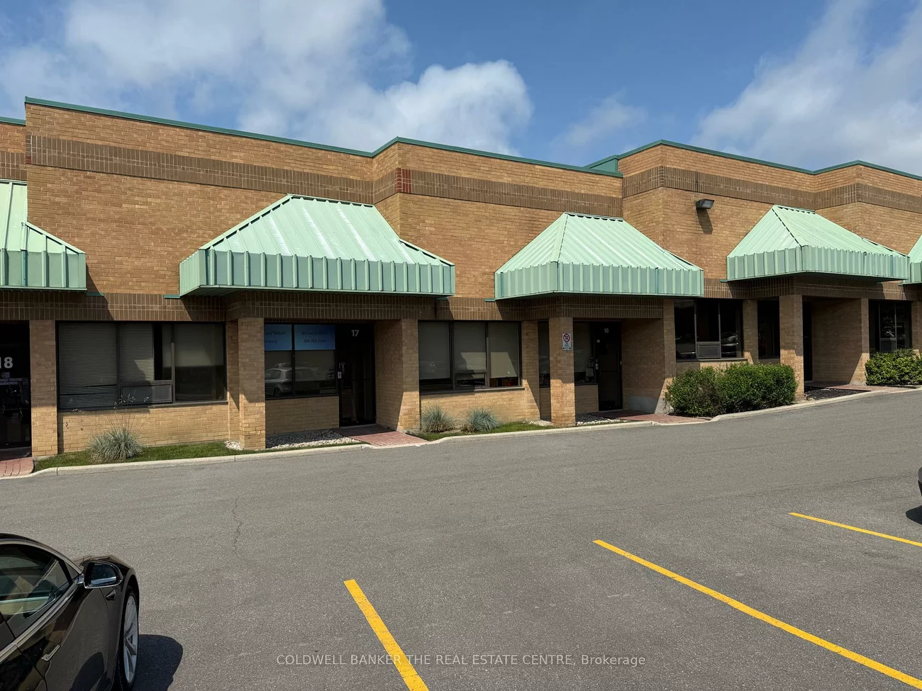 17075, Leslie, Newmarket Industrial Park, Newmarket