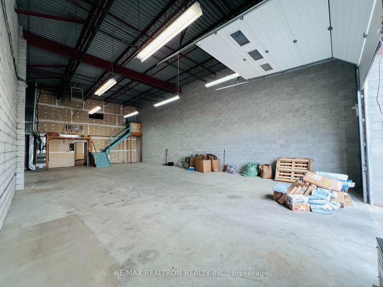 1225, Gorham, Newmarket Industrial Park, Newmarket