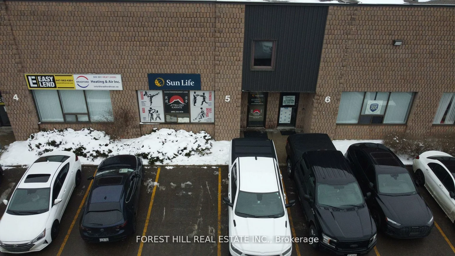 1211, Gorham, Gorham-College Manor, Newmarket