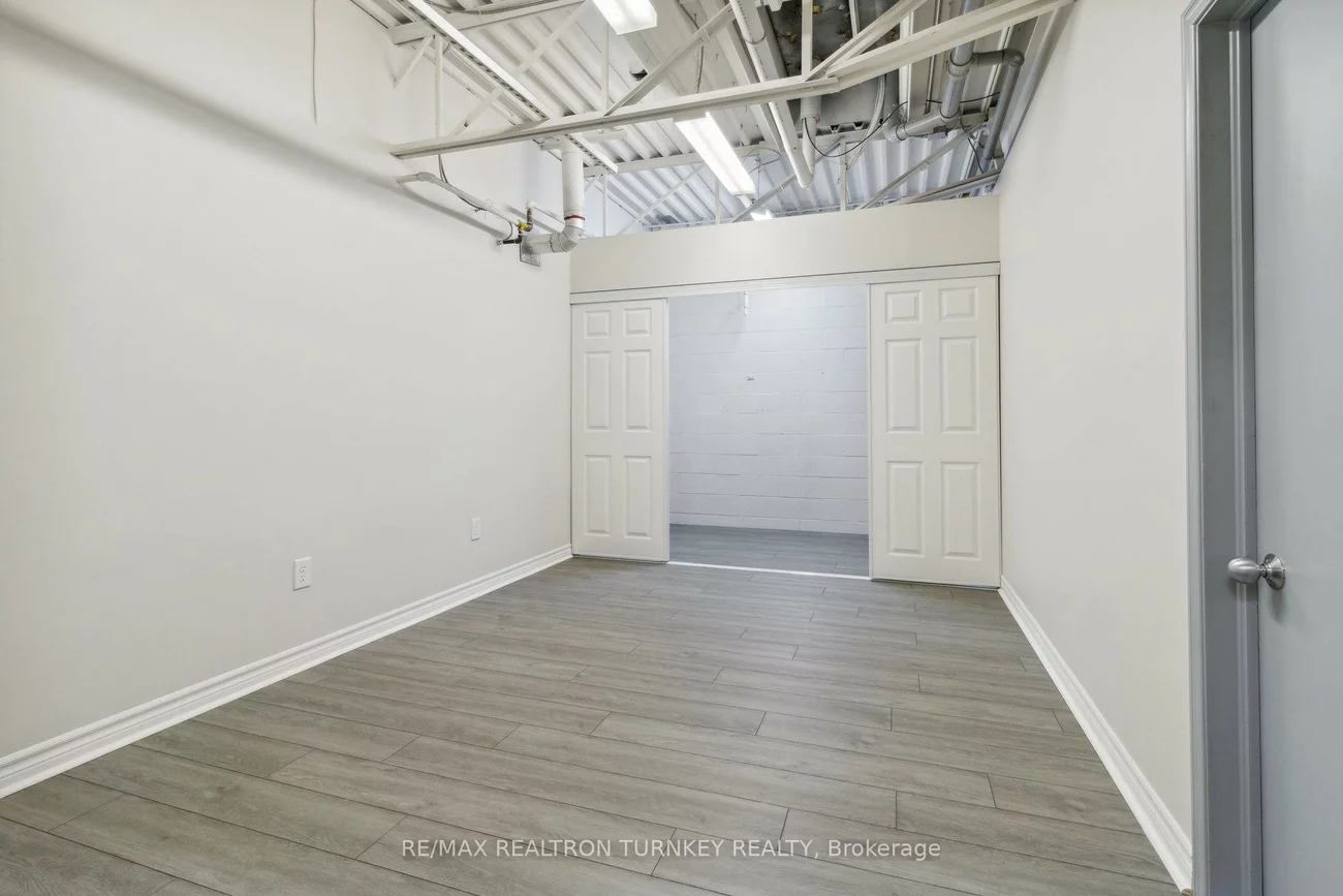 350, Harry Walker, Newmarket Industrial Park, Newmarket