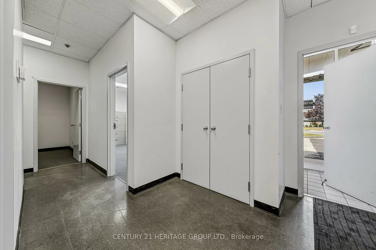 1190, Ringwell, Newmarket Industrial Park, Newmarket