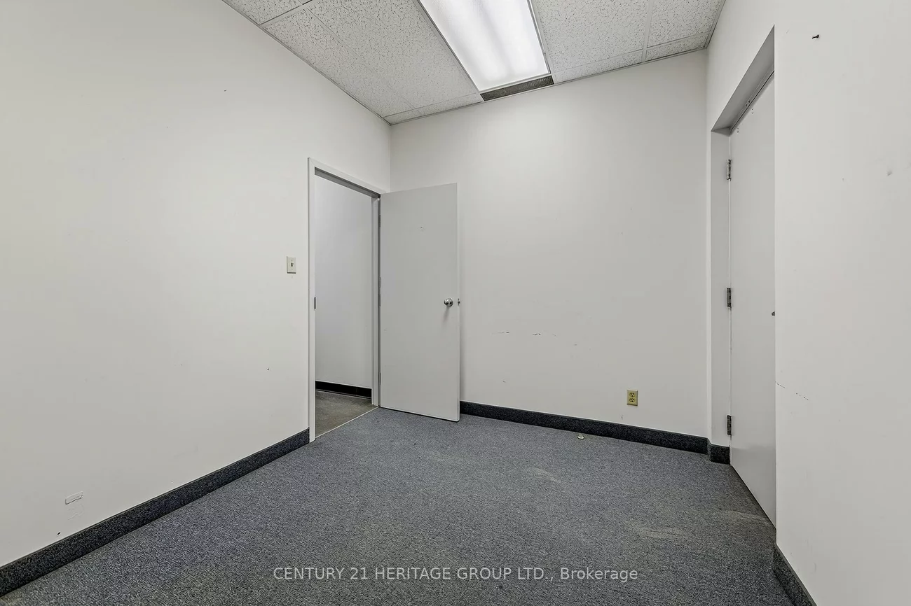 1190, Ringwell, Newmarket Industrial Park, Newmarket