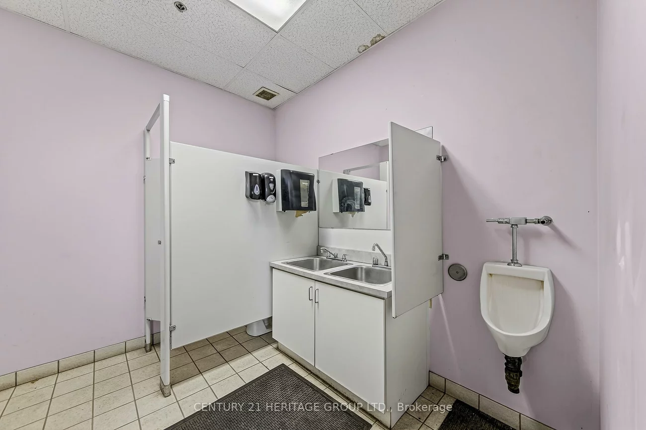1190, Ringwell, Newmarket Industrial Park, Newmarket