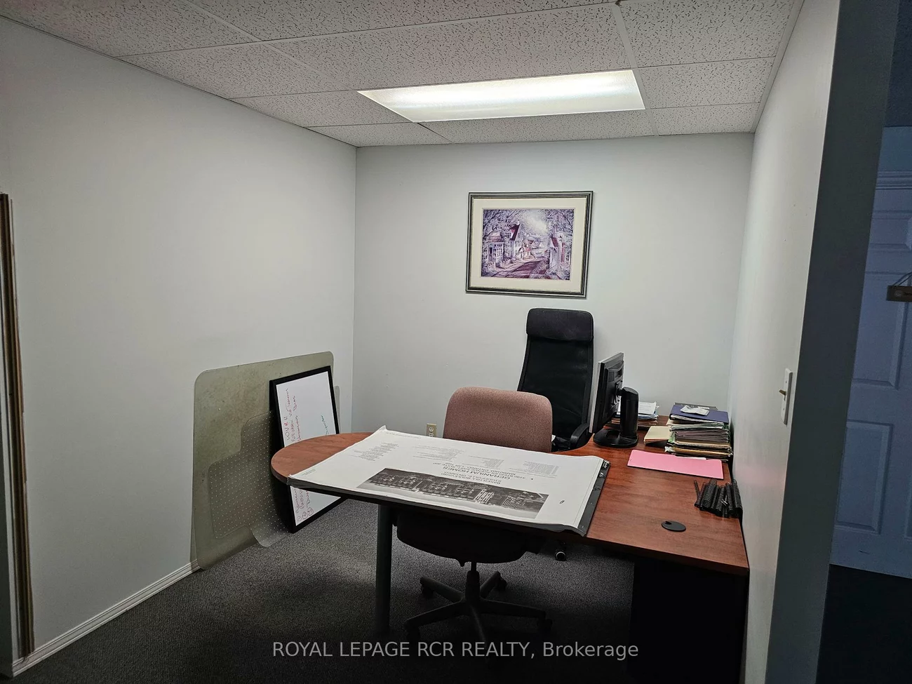 411, Queen, Central Newmarket, Newmarket