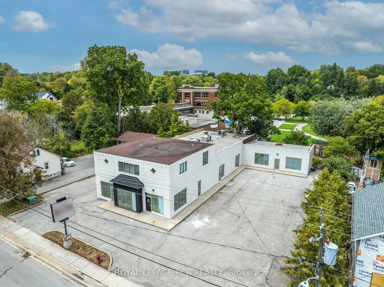 361, Eagle, Central Newmarket, Newmarket