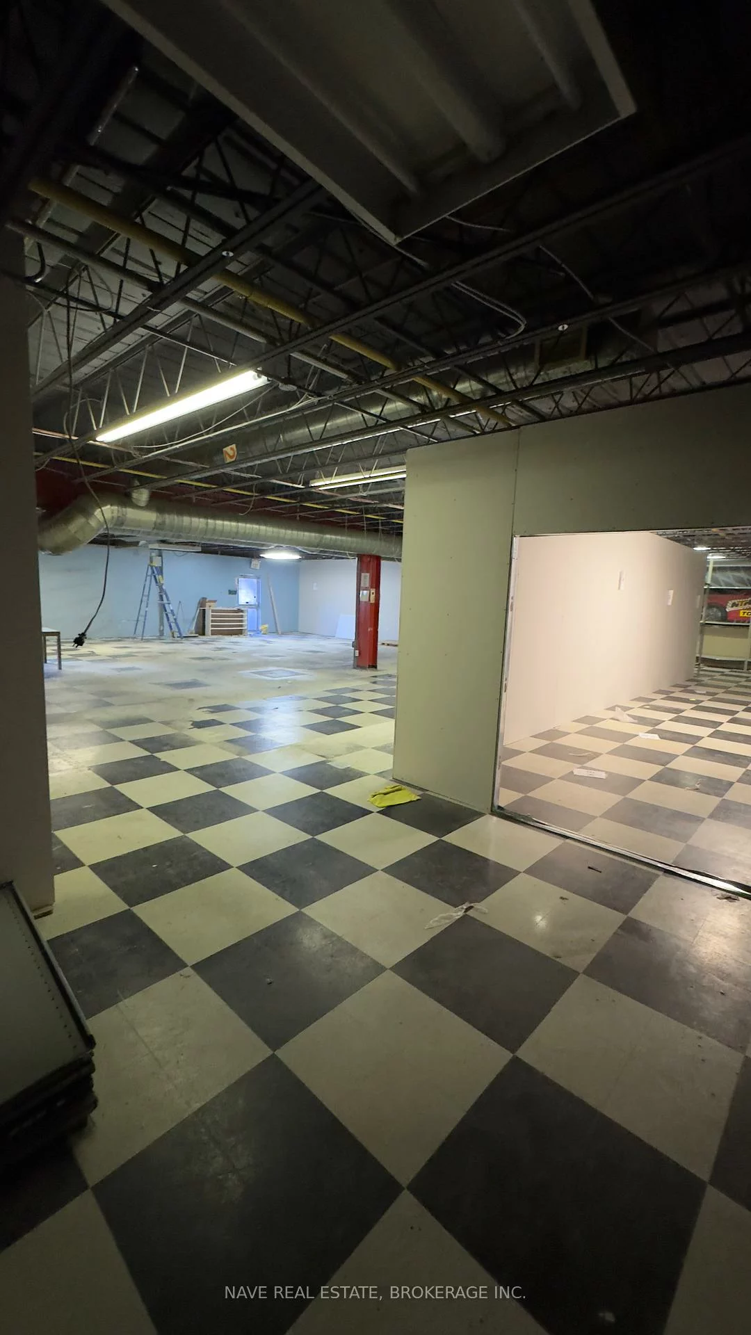 17335, Yonge, Central Newmarket, Newmarket