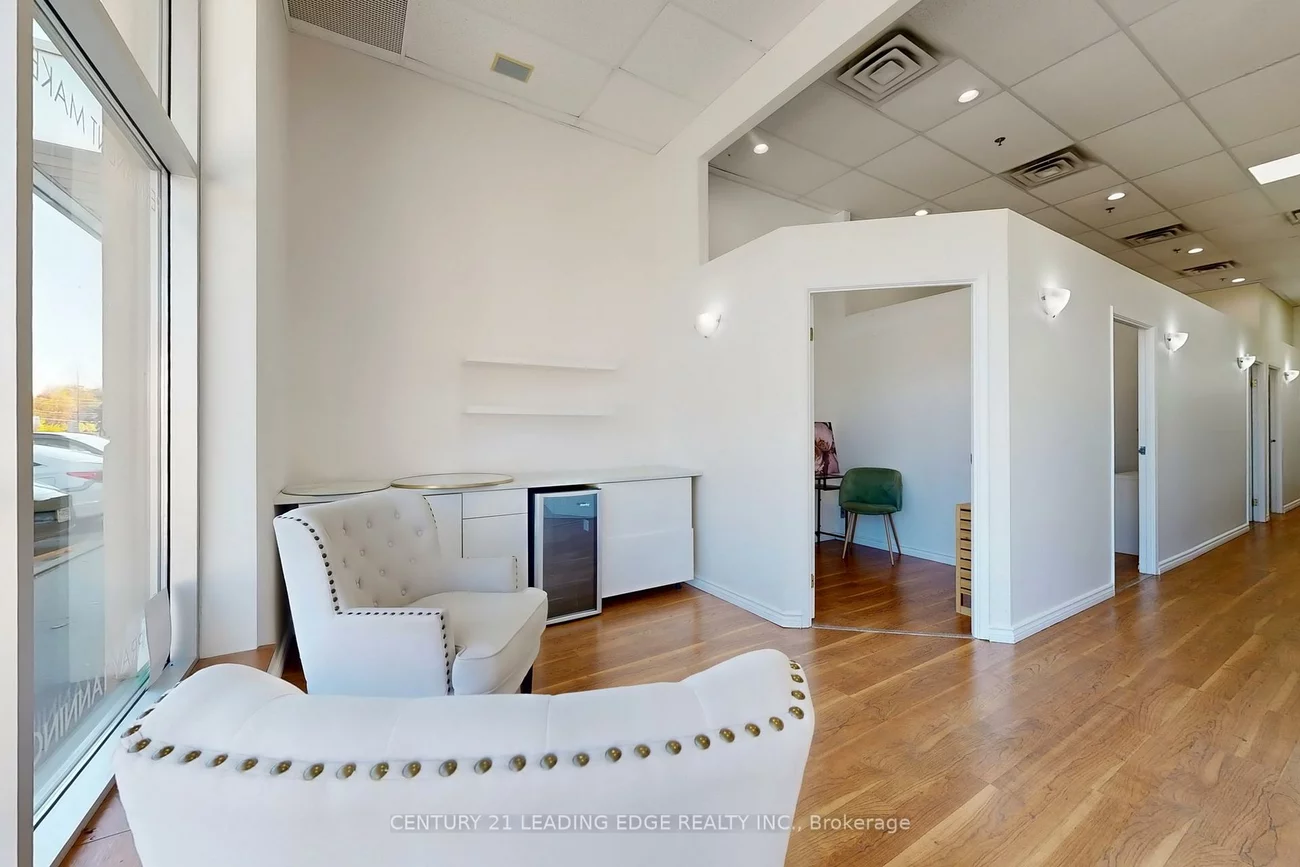 17080, Bathurst, Summerhill Estates, Newmarket