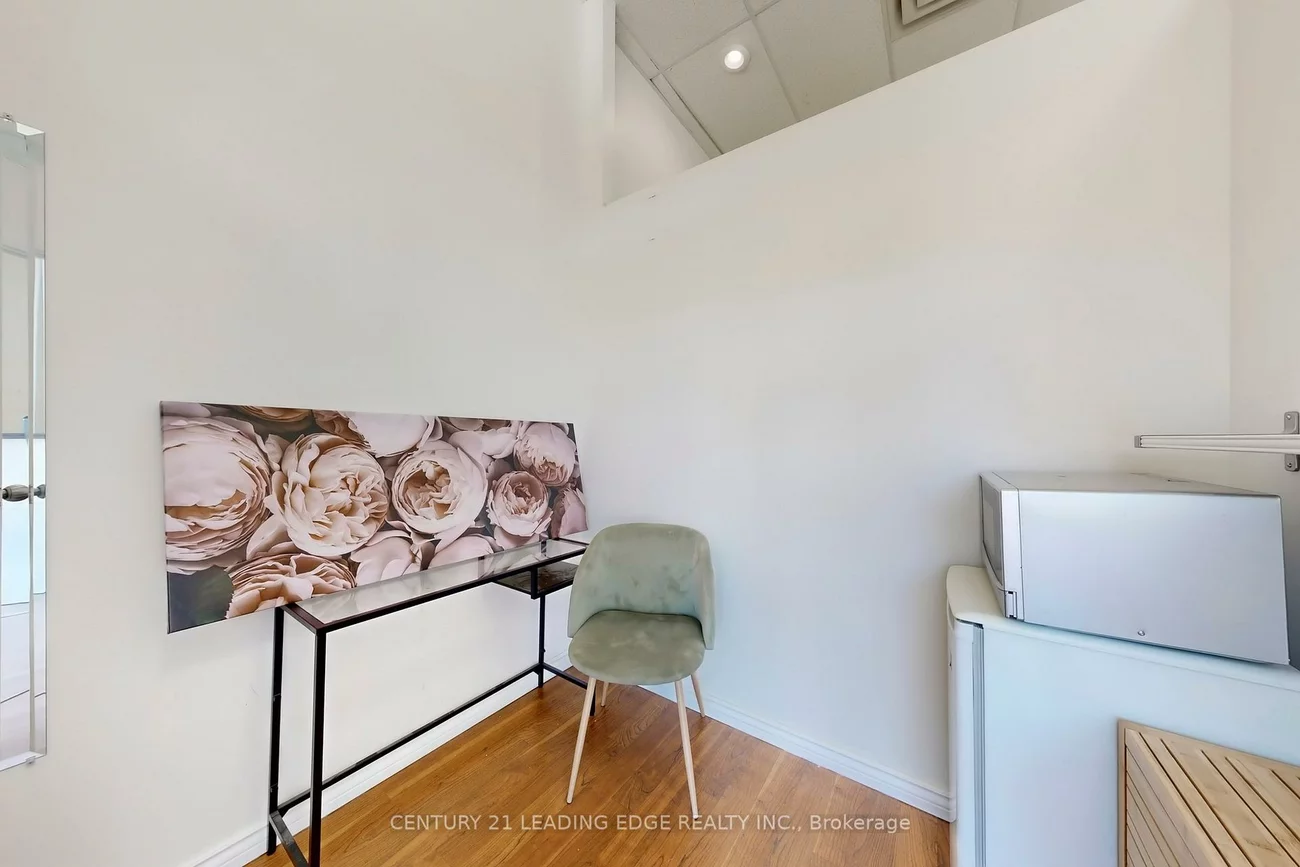 17080, Bathurst, Summerhill Estates, Newmarket