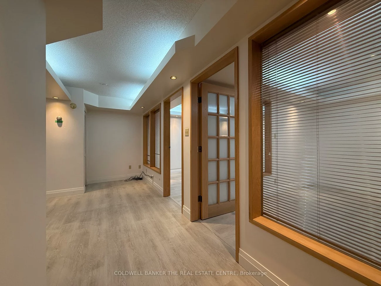 390, Davis, Central Newmarket, Newmarket