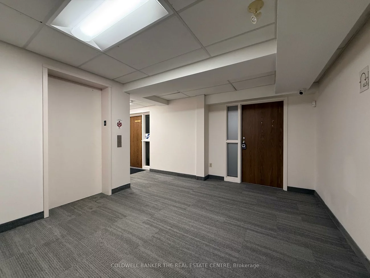 390, Davis, Central Newmarket, Newmarket