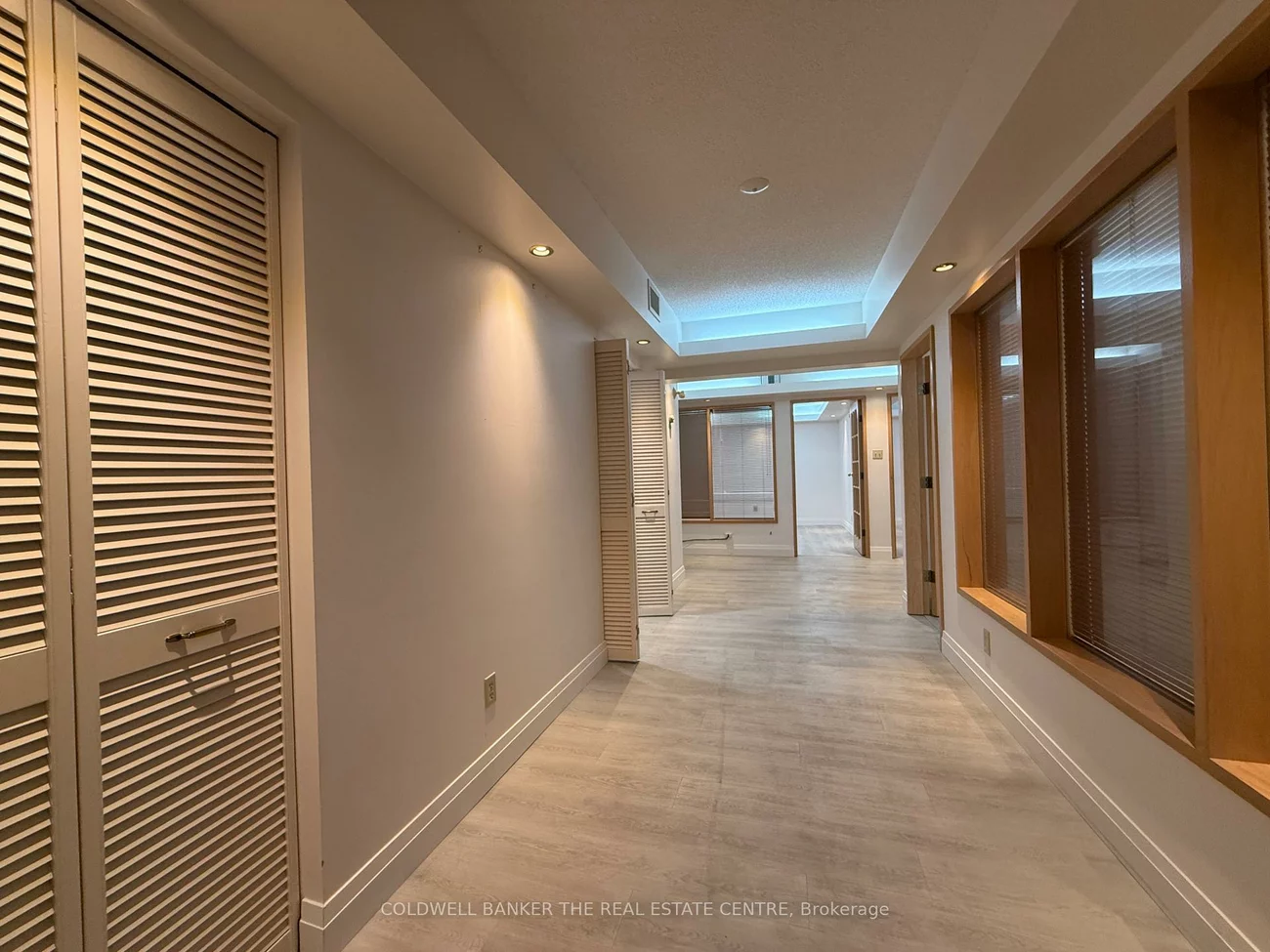 390, Davis, Central Newmarket, Newmarket