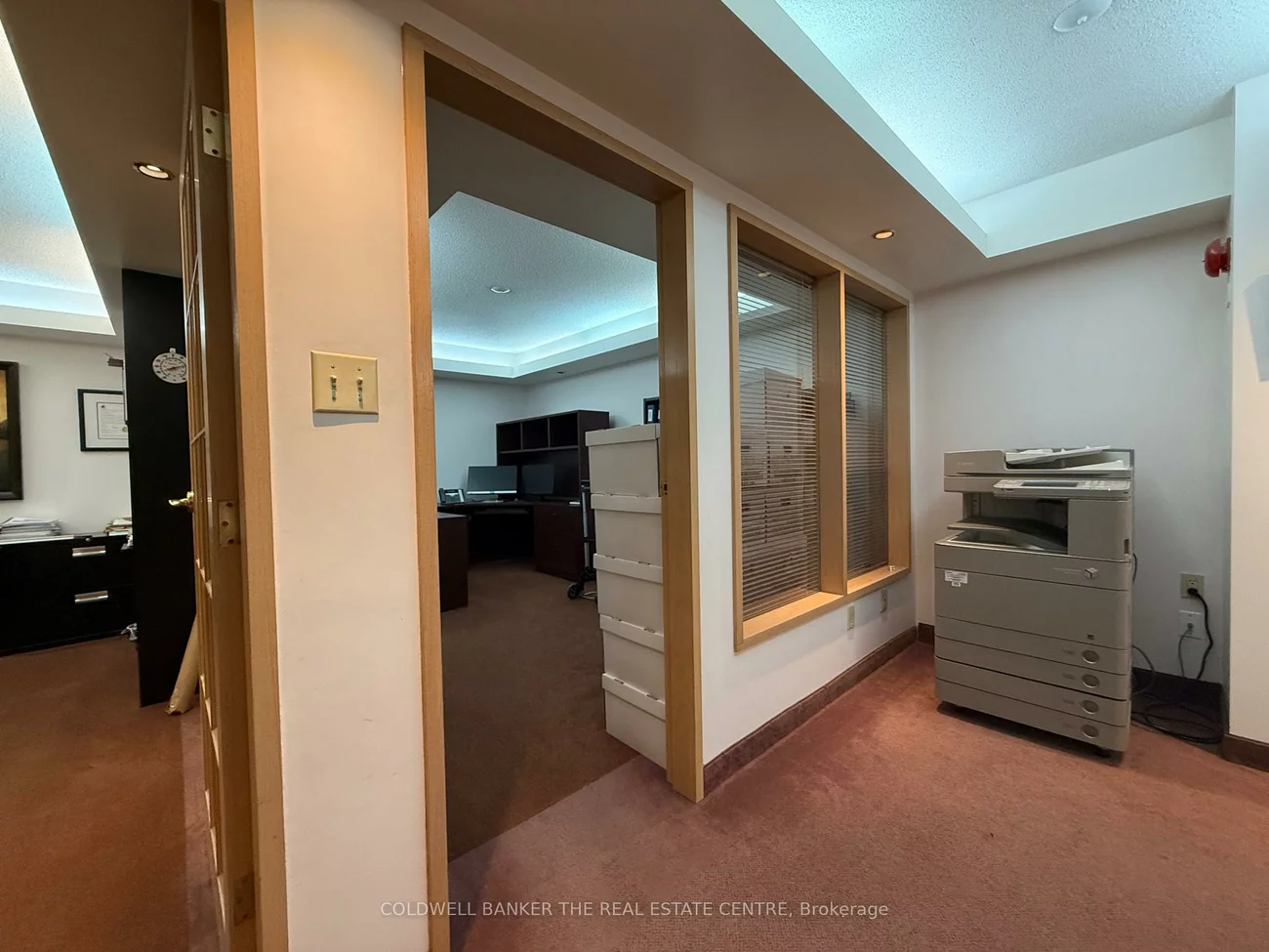 390, Davis, Central Newmarket, Newmarket