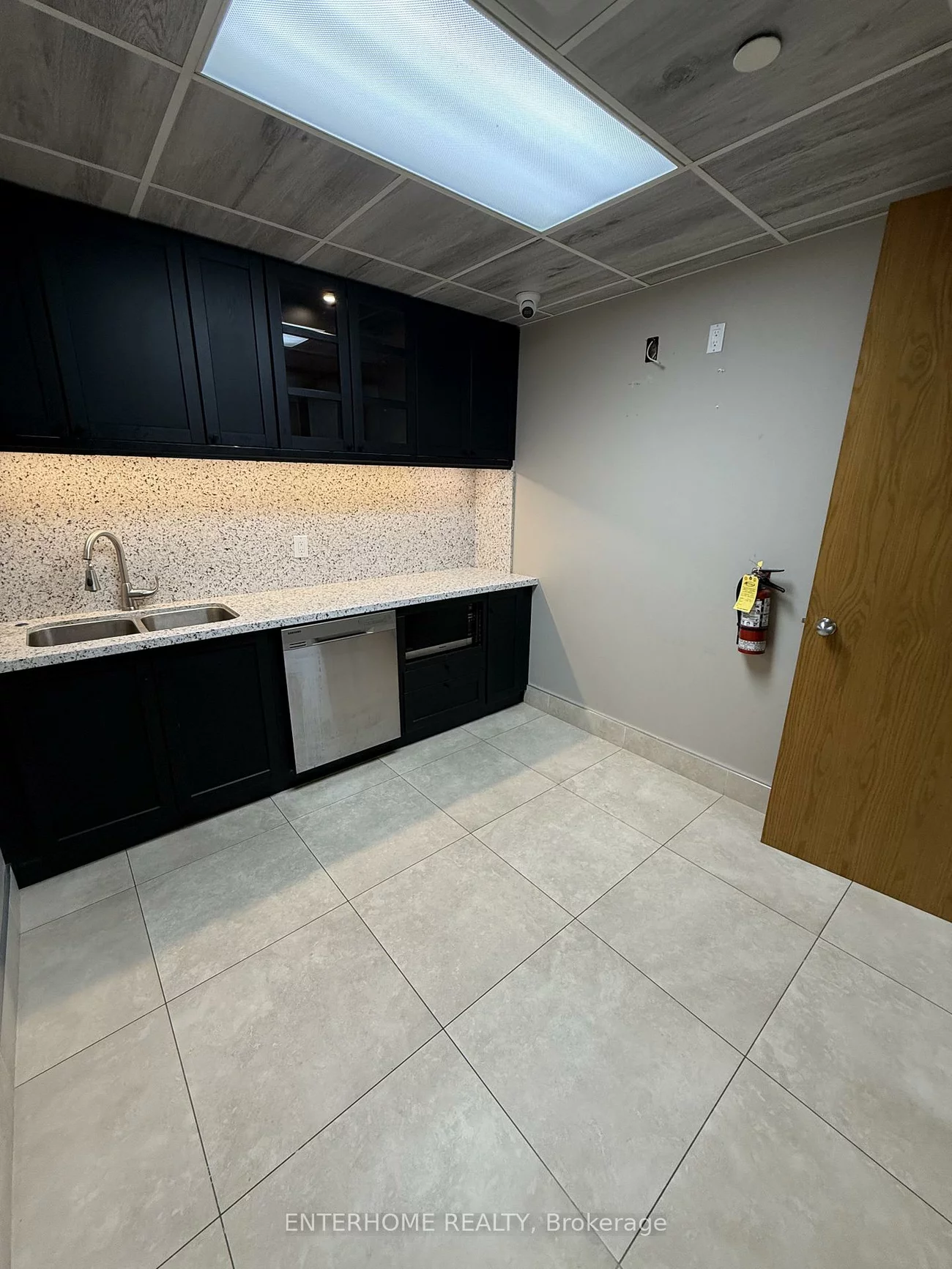 1124, Stellar, Newmarket Industrial Park, Newmarket