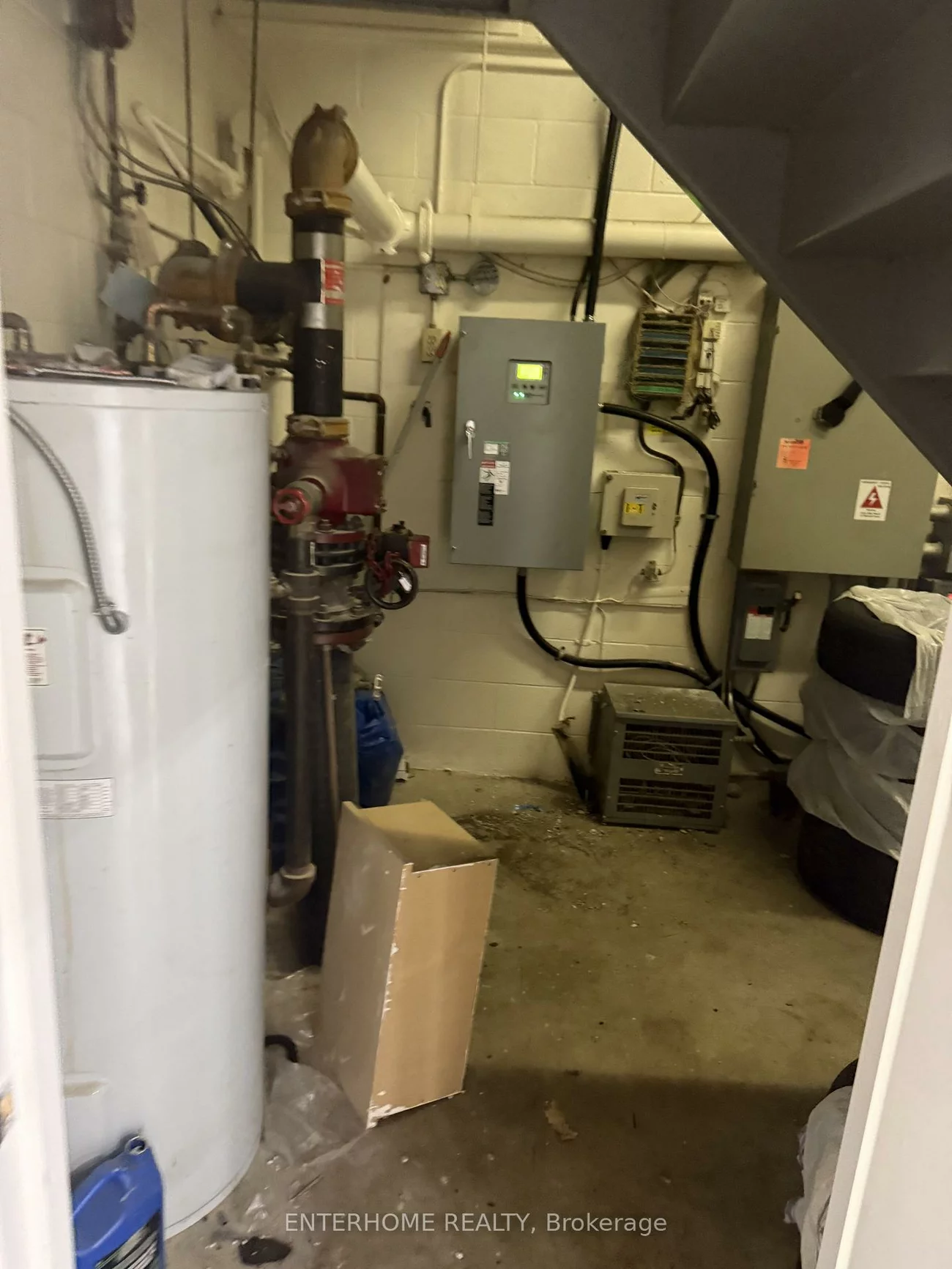 1124, Stellar, Newmarket Industrial Park, Newmarket